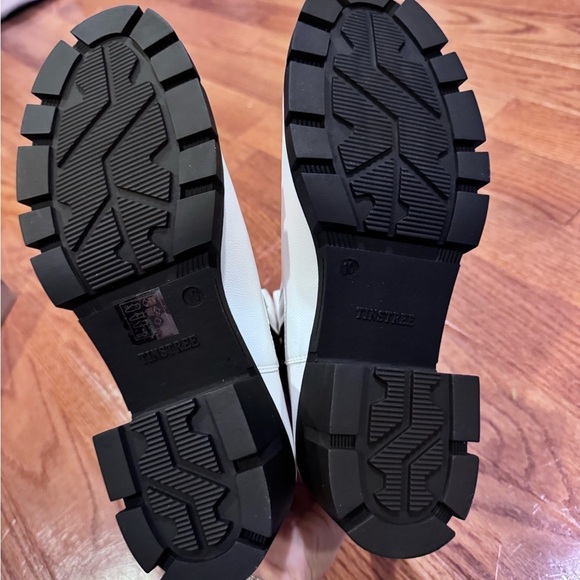 Tinstree Stylish Chunky Sole Women's Chelsea Boots Size 10 Urban Chic Edgy - Picture 5 of 6